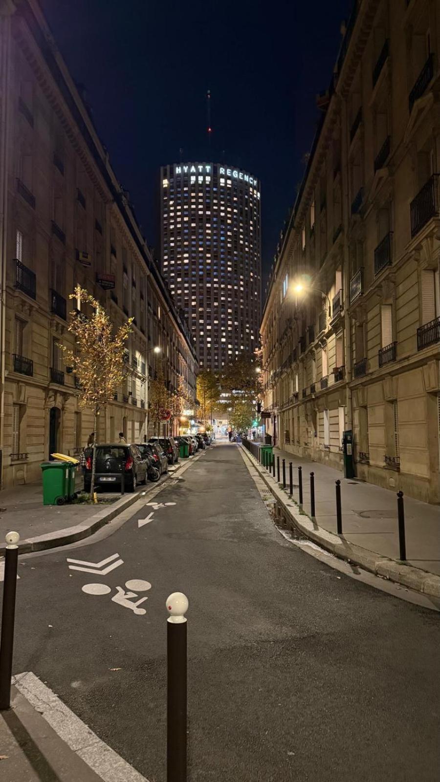 Palais Des Congres - Champs-elysees *