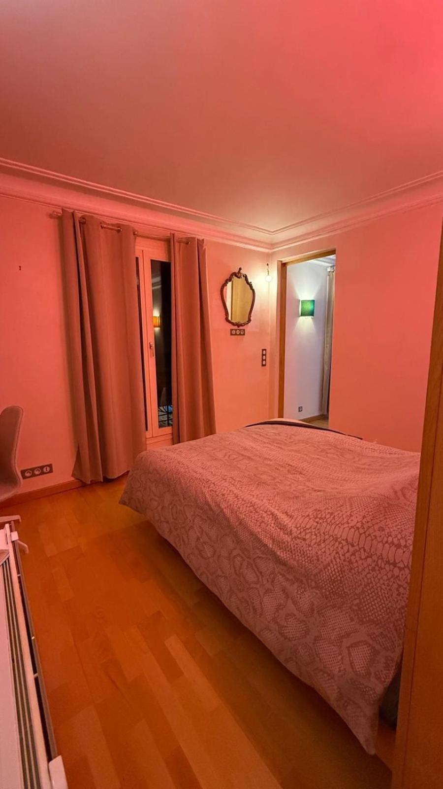 Palais Des Congres - Champs-elysees Apartment
